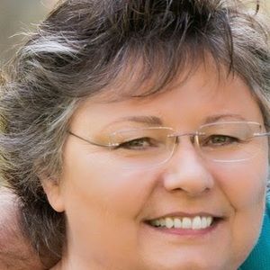 Meet your Posher, Rose